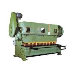 Overcrank Guillotine Shearing Machine